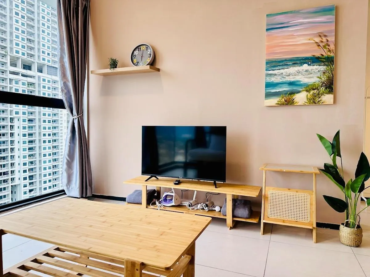Cozy Family Stay Urban Suite 3Br 10 Pax George Town